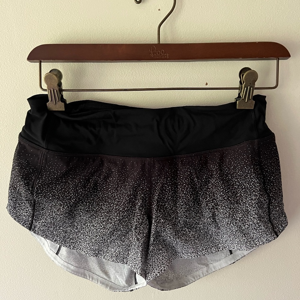Lululemon Speed Shorts 2.5" Black and White Speckled Size 4